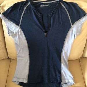 Smart wool blue/ light blue women’s size medium athletic top. Runs small